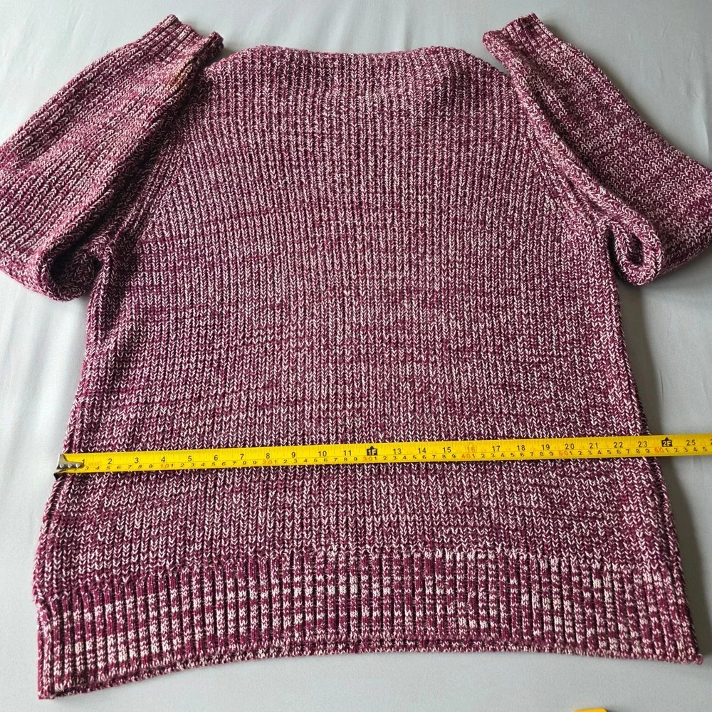 American Eagle Outfitters style pullover